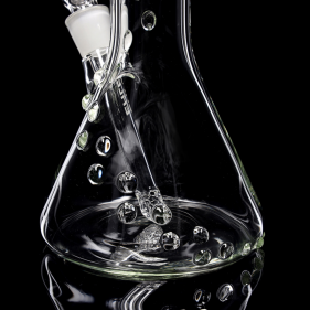 EHLE 'Beaker Illuminati' Borosilikatglas Bong mit UV-Kugeln